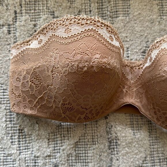 b.tempt’d by Wacoal nude strapless underwire lace bra size 32D - Picture 5 of 15